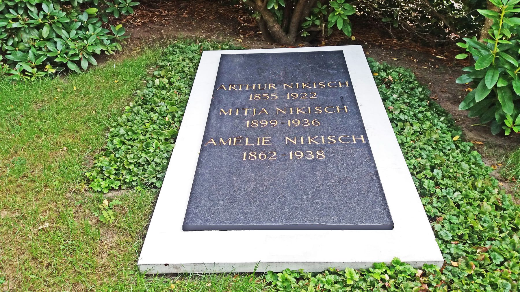 Grabstätte von Arthur Nikisch auf Südfriedhof Leipzig