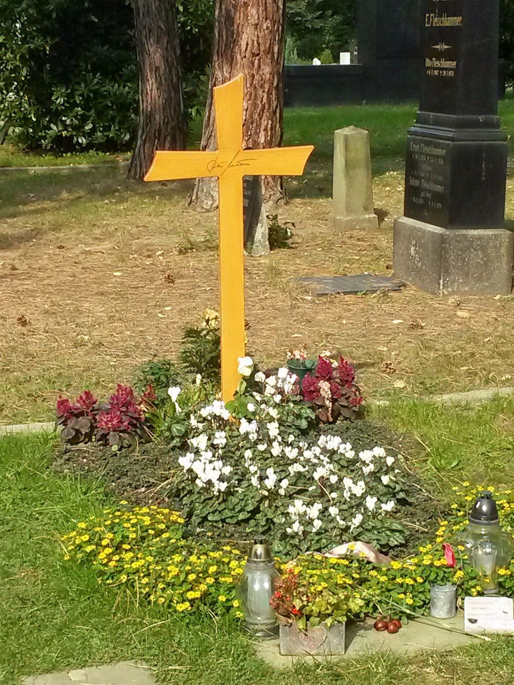 Grabstätte von Kurt Masur auf Südfriedhof Leipzig